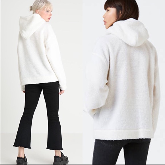 LAST! NWT 5 Star HTF LEVI’S White Sherpa Hoodie - Picture 5 of 8